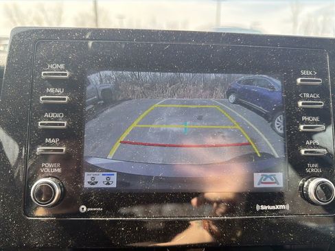 Used 2023 Toyota Camry SE w/ Cold Weather Package image 8