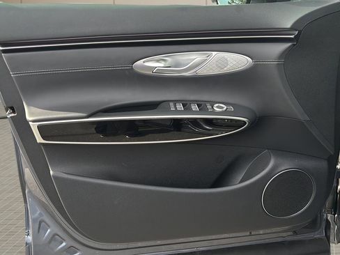 Certified 2026 Genesis GV70 2.5T image 15