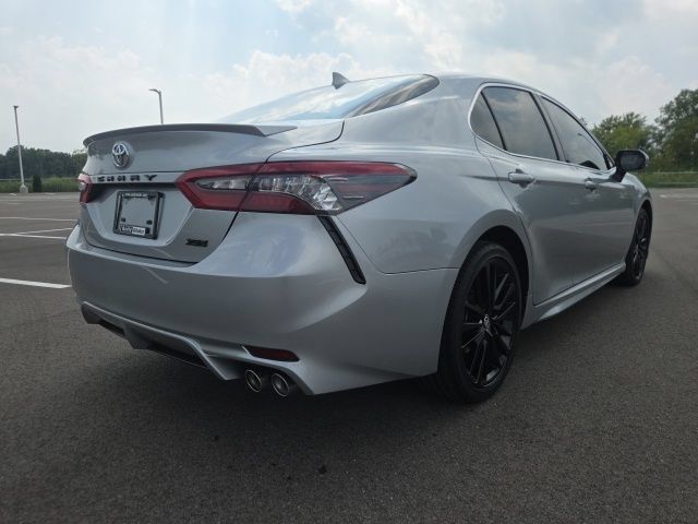 Used 2024 Toyota Camry XSE FWD image 8