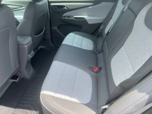 Used 2023 Chevrolet Bolt EUV Premier w/ Sun & Sound Package FWD image 5