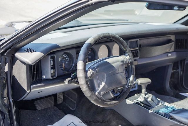 Used 1992 Pontiac Firebird Formula RWD image 49