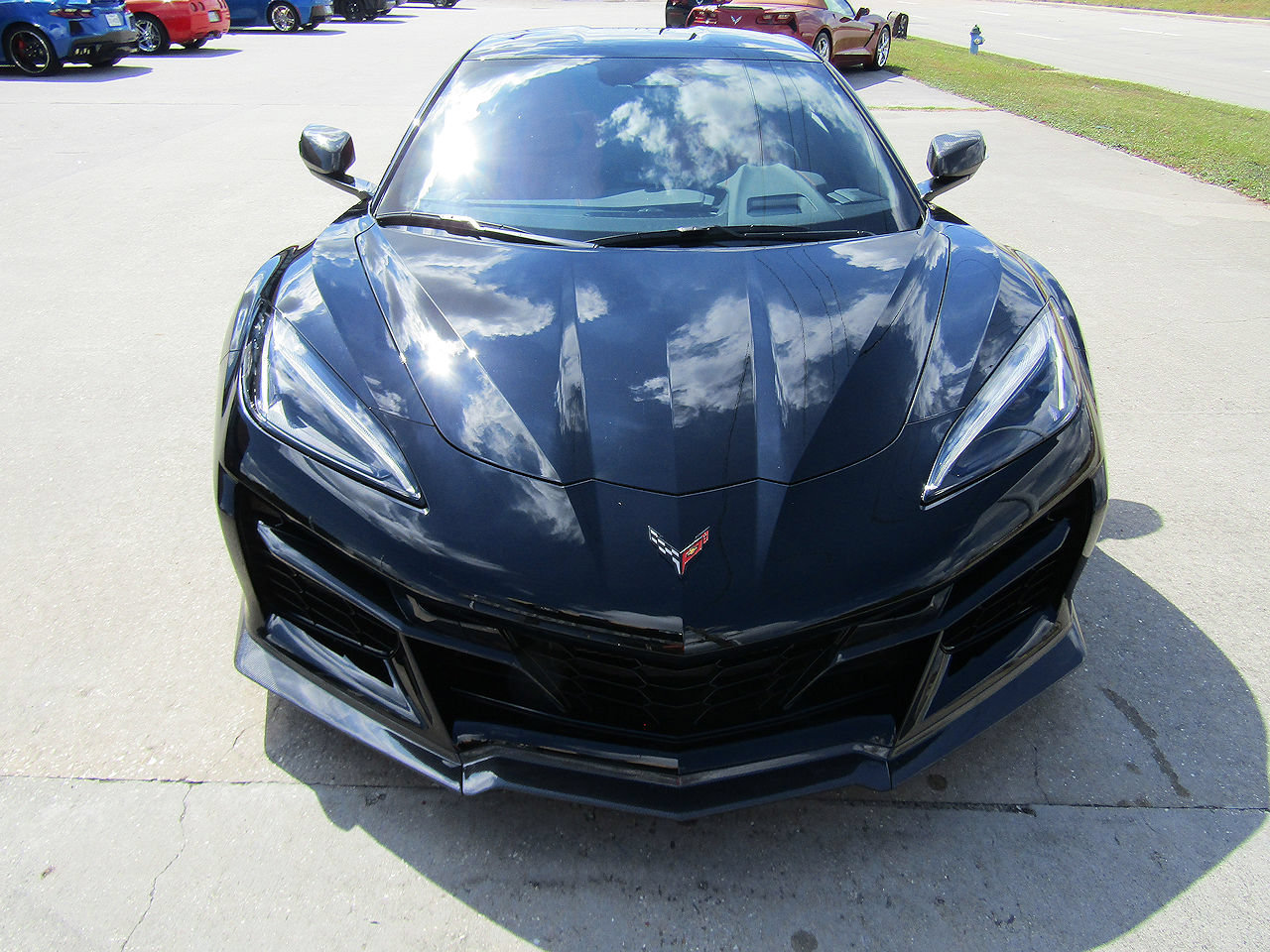 Used 2024 Chevrolet Corvette Z06 RWD image 2