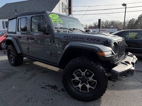 Used 2018 Jeep Wrangler Unlimited Rubicon w/ Dual Top Group AWD/4WD image 4