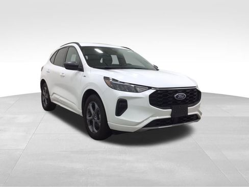 Used 2023 Ford Escape ST-Line AWD/4WD image 5