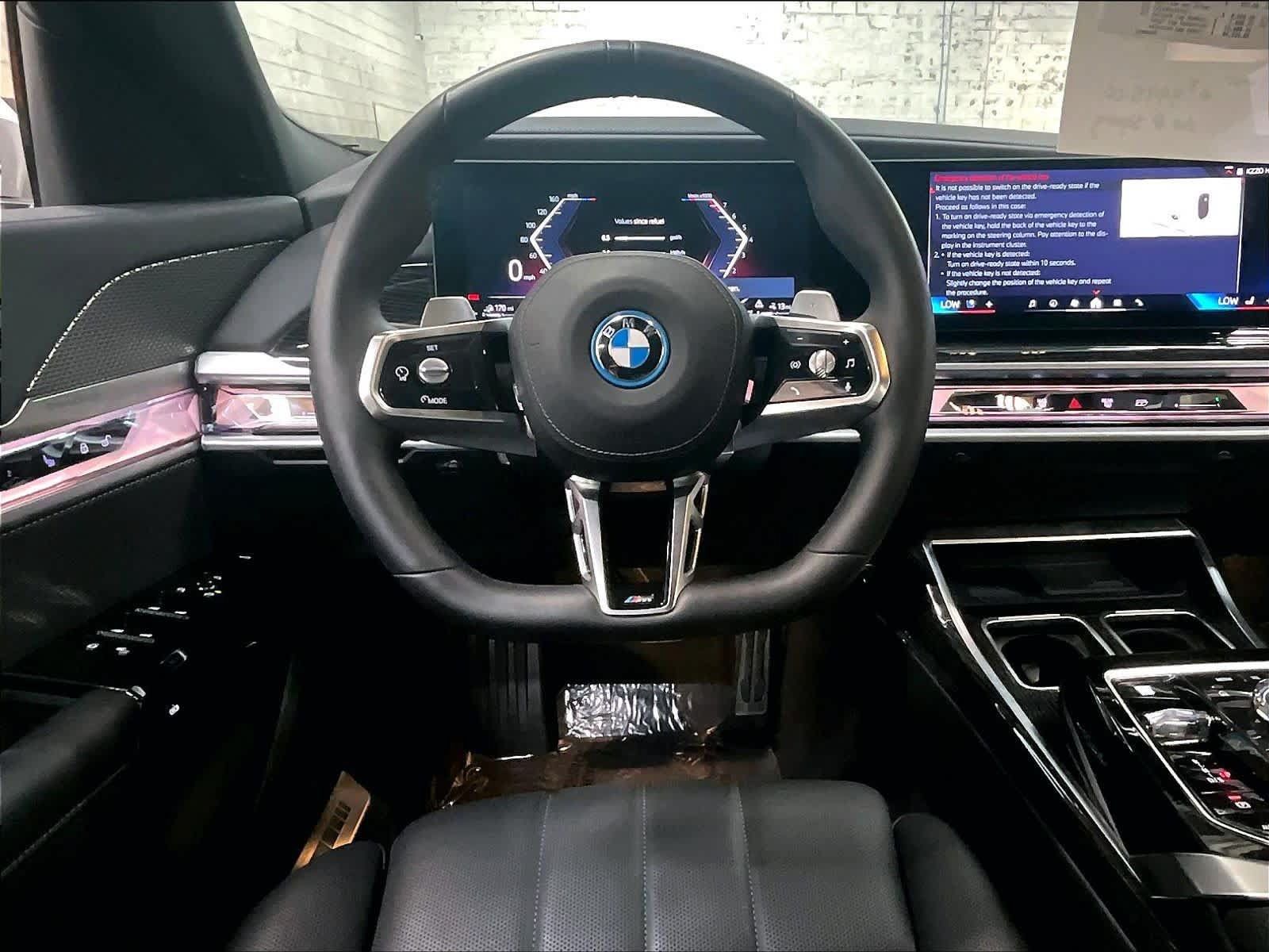 Used 2026 BMW 750e xDrive w/ Executive Package AWD/4WD image 8