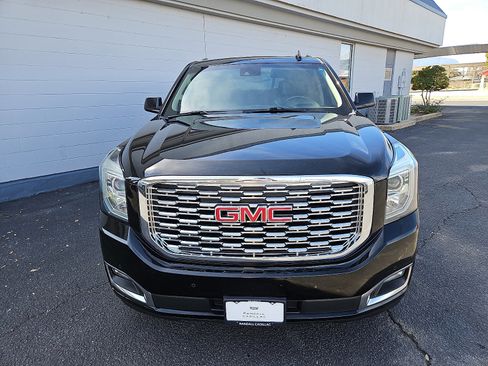 Used 2018 GMC Yukon Denali w/ Denali Ultimate Package image 5