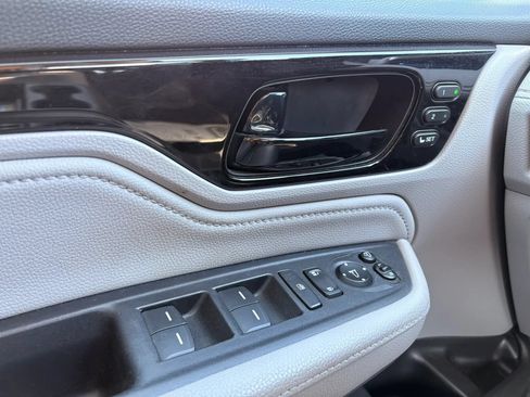 Used 2018 Honda Odyssey Elite image 28