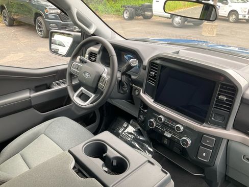 Used 2025 Ford F150 XLT w/ Equipment Group 301A Standard AWD/4WD image 16