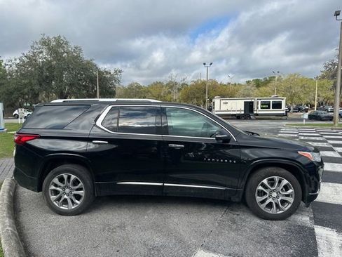 Used 2021 Chevrolet Traverse Premier image 6