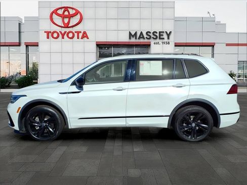 Used 2023 Volkswagen Tiguan SE R-Line image 6