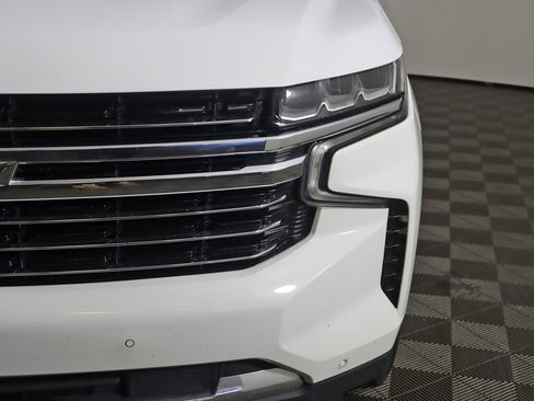 Used 2022 Chevrolet Tahoe LT w/ Luxury Package image 16