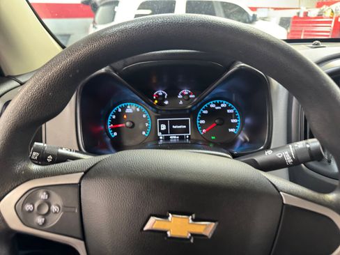 Used 2020 Chevrolet Colorado W/T w/ WT Convenience Package image 10