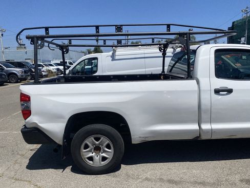 Used 2017 Toyota Tundra SR RWD image 8