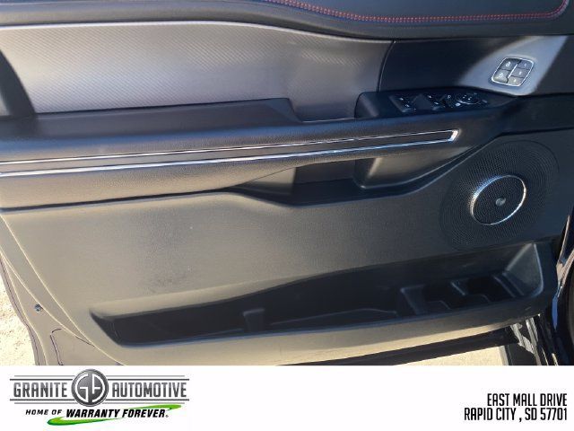 Used 2021 Ford Expedition Max Limited AWD/4WD image 12
