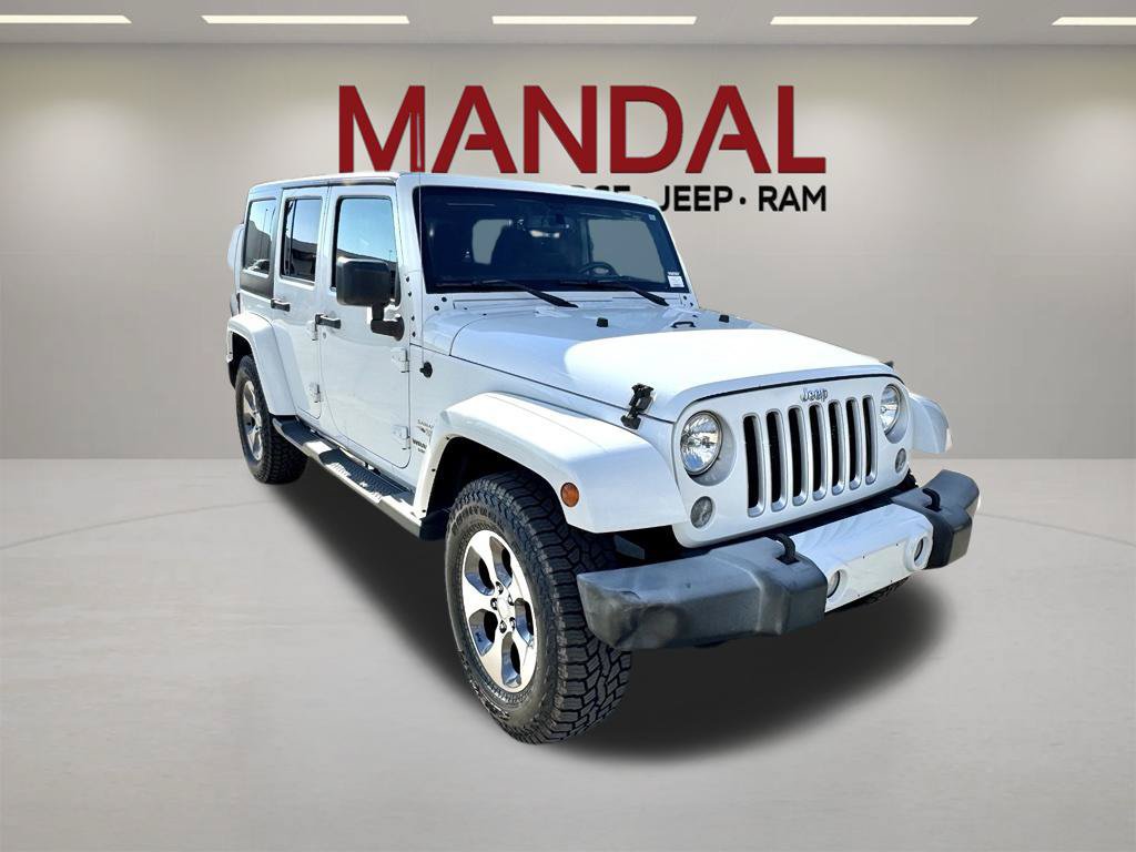 Used 2016 Jeep Wrangler Unlimited Sahara w/ Connectivity Group AWD/4WD image 4