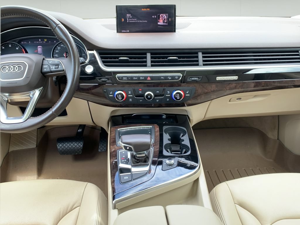 Used 2018 Audi Q7 3.0T Premium Plus AWD/4WD image 18