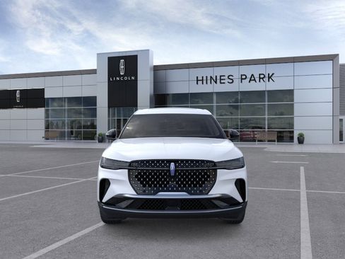 New 2026 Lincoln Nautilus Premier w/ Equipment Group 102A AWD/4WD image 6