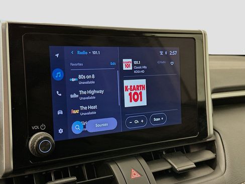 Used 2024 Toyota RAV4 LE image 21