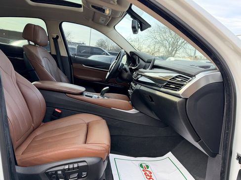 Used 2016 BMW X6 xDrive50i w/ Cold Weather Package image 11