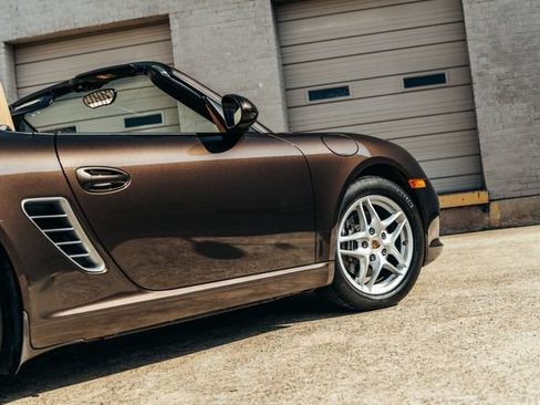 Used 2009 Porsche Boxster RWD image 25