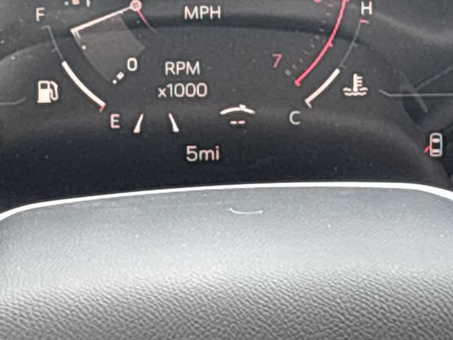 New 2027 GMC Terrain Elevation w/ Elevation Premium Package AWD/4WD image 17
