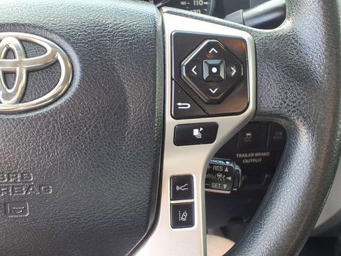 Used 2018 Toyota Tundra SR5 w/ SR5 Upgrade Package image 17