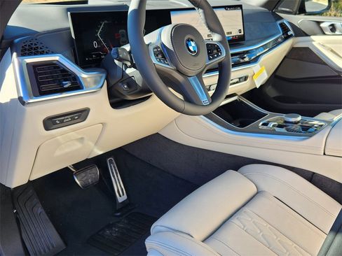 New 2026 BMW X5 xDrive40i image 9