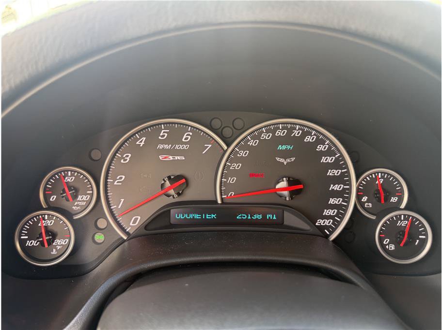 Used 2006 Chevrolet Corvette Z06 w/ Preferred Equipment Group RWD image 26