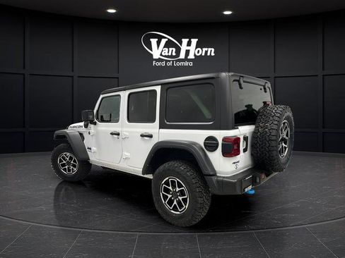 Used 2022 Jeep Wrangler Unlimited Rubicon 4xe w/ Safety Group AWD/4WD image 5