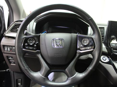 Used 2019 Honda Odyssey Elite image 8