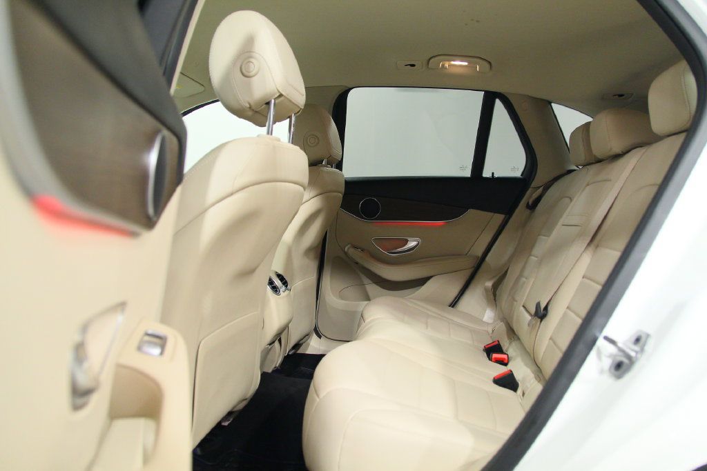 Certified 2022 Mercedes-Benz GLC 300 4MATIC image 29