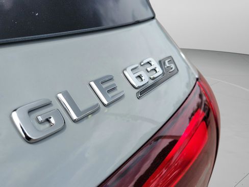 New 2026 Mercedes-Benz GLE 63 AMG S image 32