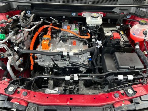 Used 2025 Chevrolet Equinox EV LT w/ Convenience Package image 26