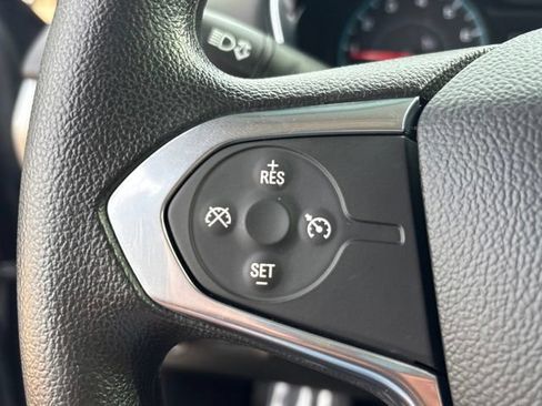 Used 2020 Chevrolet Traverse LS w/ LPO, Blackout Package FWD image 16