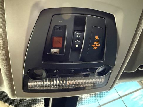 Used 2013 BMW 528i Sedan image 37