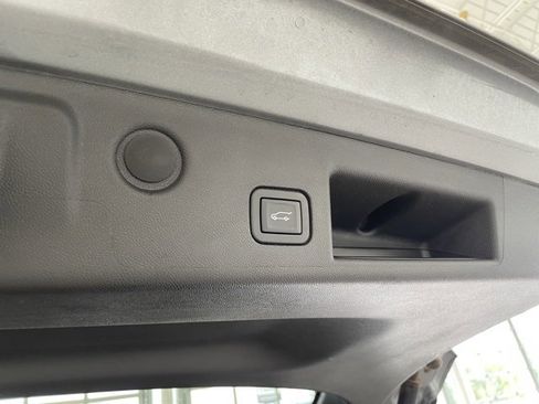 Certified 2023 Chevrolet Equinox RS image 39