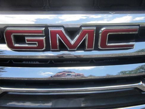 Used 2020 GMC Sierra 1500 SLE w/ SLE Value Package AWD/4WD image 31