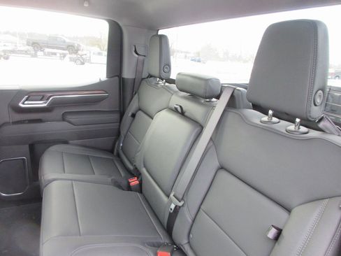 New 2026 GMC Sierra 1500 SLT w/ SLT Premium Package image 15