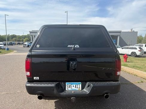 Used 2022 RAM 1500 Warlock AWD/4WD image 4