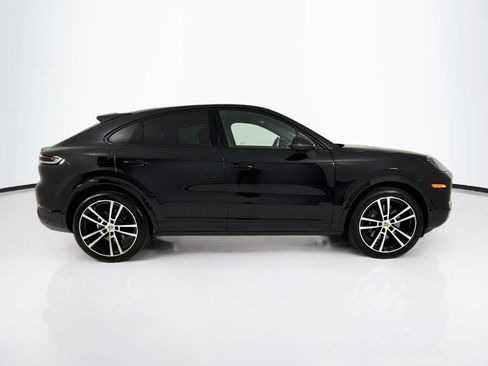 Used 2025 Porsche Cayenne Coupe AWD/4WD image 8