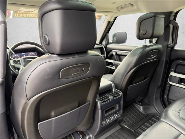 Used 2020 Land Rover Defender 110 HSE AWD/4WD image 18