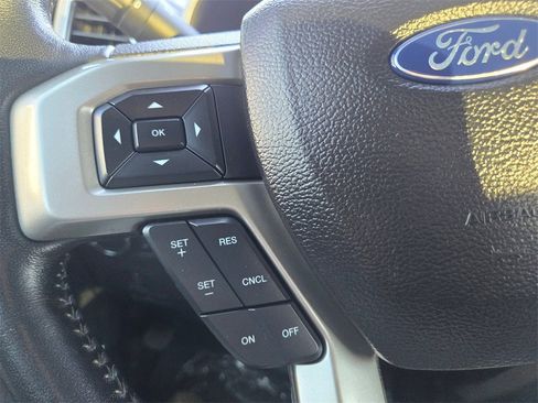 Used 2021 Ford F250 Lariat image 18