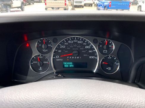 Used 2020 Chevrolet Express 2500 LT w/ LT Preferred Equipment Group RWD image 23
