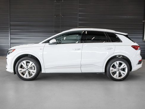 Used 2023 Audi Q4 e-tron Premium Plus AWD/4WD image 14