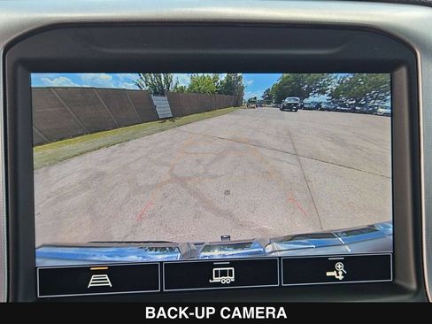 Used 2021 GMC Sierra 1500 SLT RWD image 37
