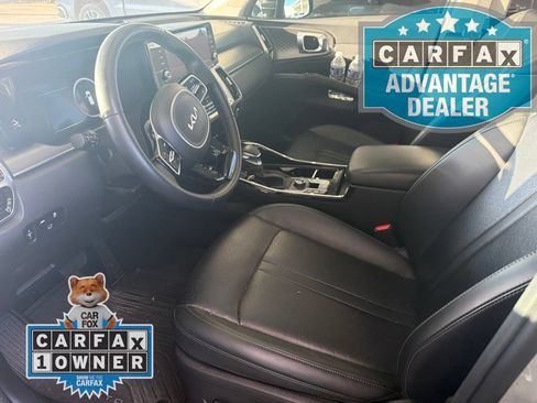Used 2023 Kia Sorento SX FWD image 9