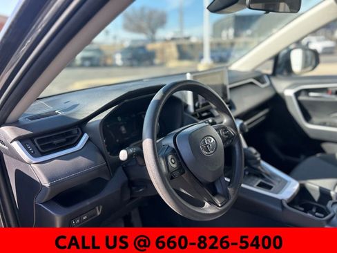 Used 2025 Toyota RAV4 XLE image 10
