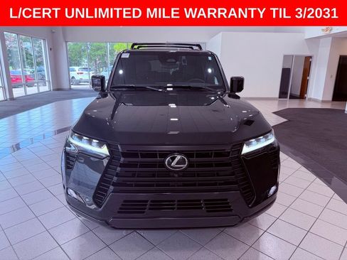 Used 2025 Lexus GX 550 w/ Cold Area Package AWD/4WD image 2
