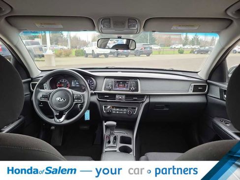 Used 2016 Kia Optima LX image 10