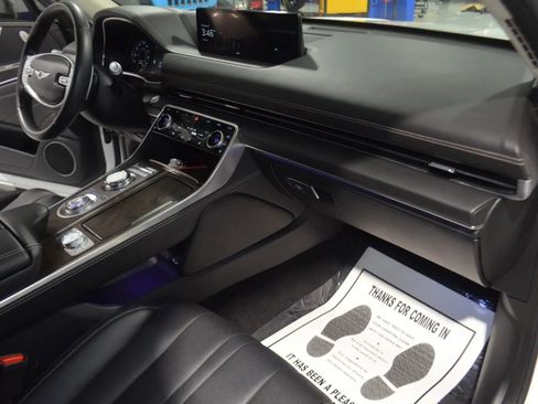 Used 2024 Genesis GV80 2.5T image 20